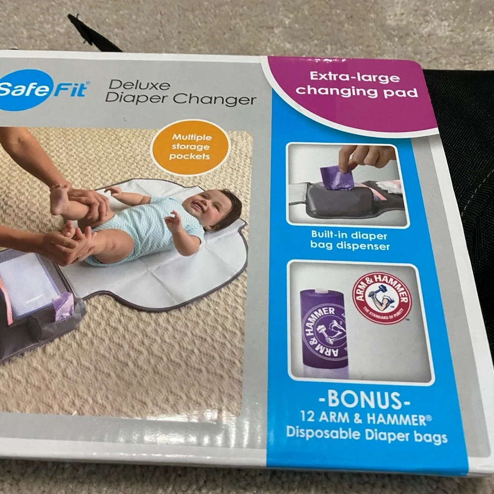new safefit deluxe extra large black diaper change pad multiple storage pockets